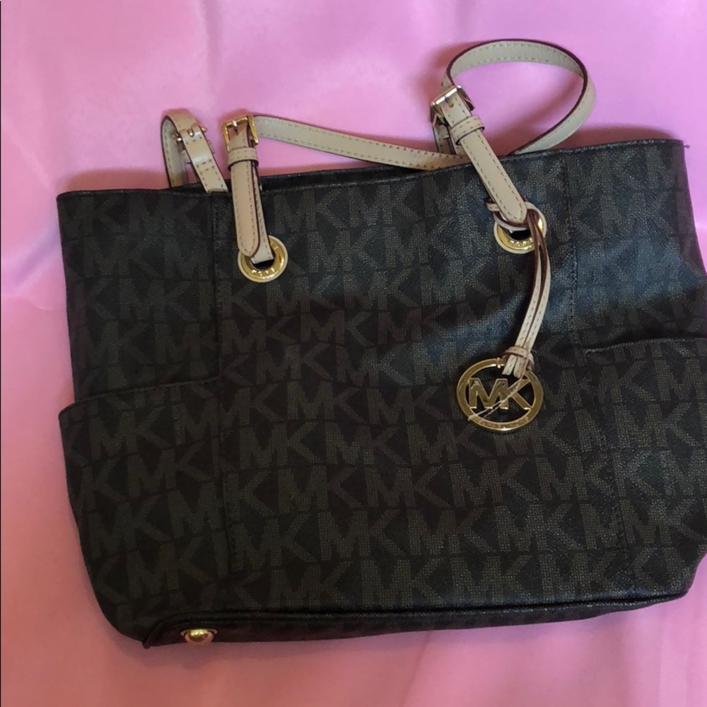 Michael Kors MK Leather Tote